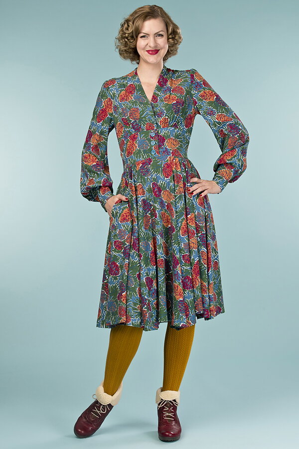 emmy design the rock around the winter dress pine cones print