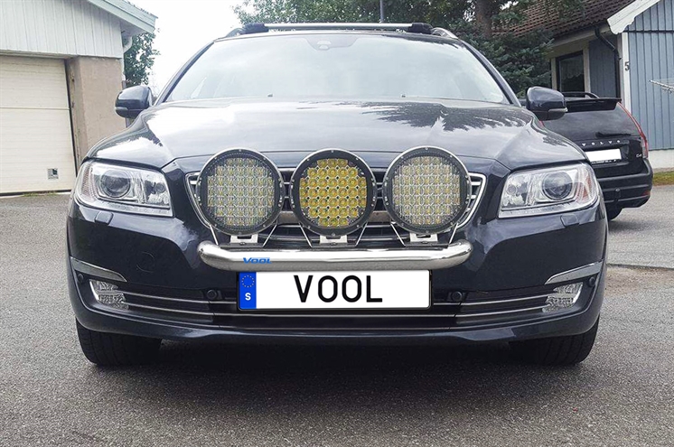Auxillary Light Bracket, 3 lights and one LED Light Bar Package: 3 X LED Auxiliary Driving, w mounting parts V70 08