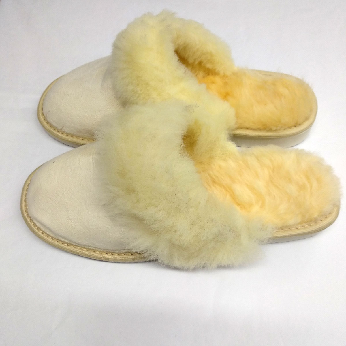 white slippers with fur
